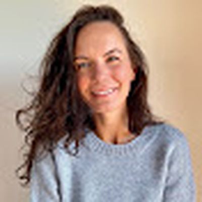 Knit with Julia Piro