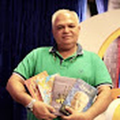 Astrologer Moazzam khan