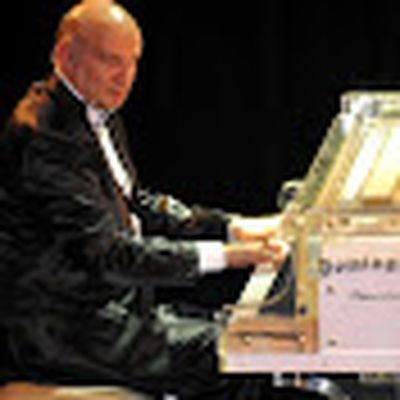 ELCHIN IMANOV ELÇİN İMANOV
