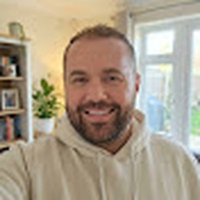 VELIMIR REMIĆ - KOSMOS STUDIO