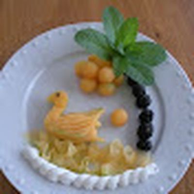 Art Fruit carving